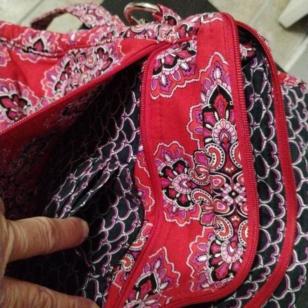 Vera Bradley Crossbody Red Floral Medium Sized EUC